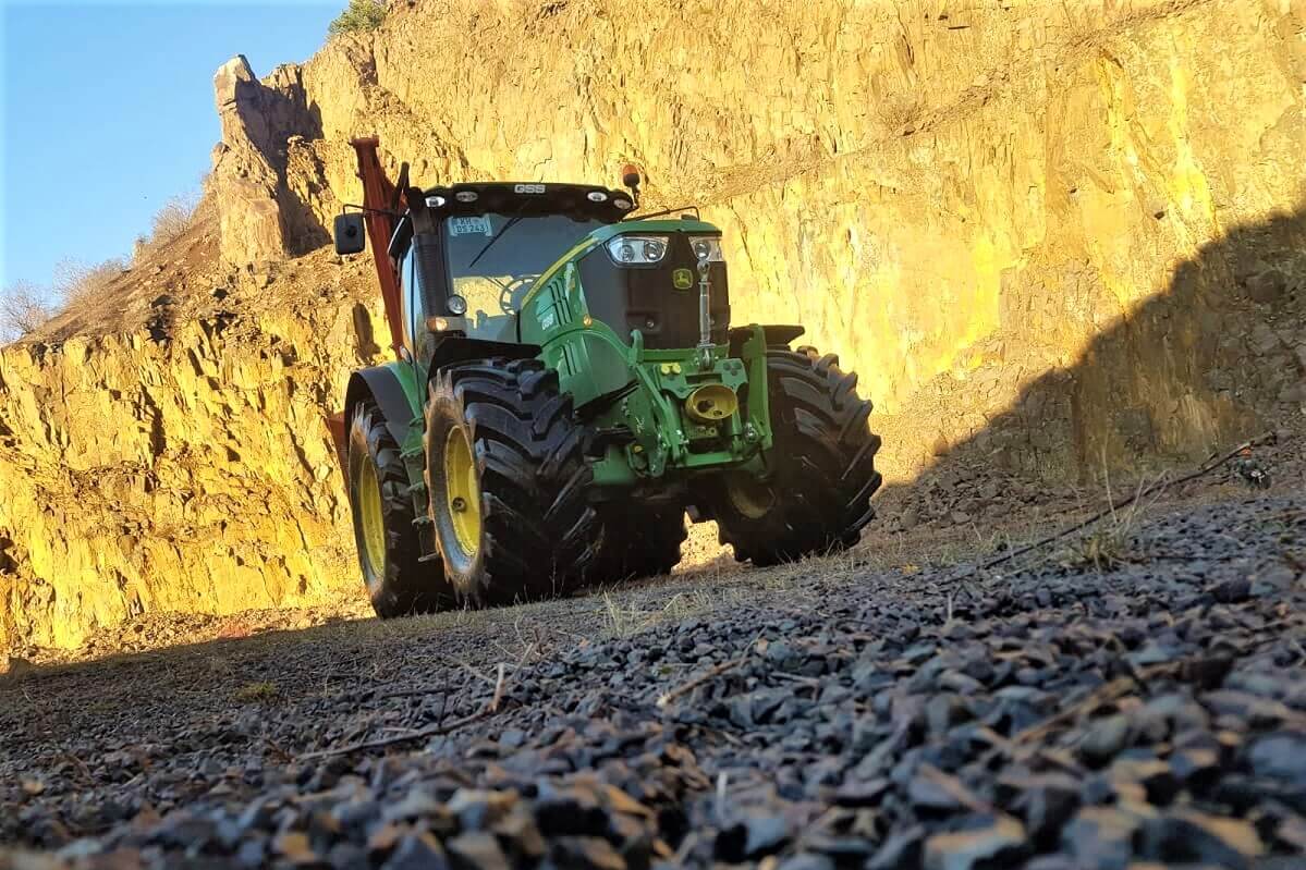 John Deere 6210 R